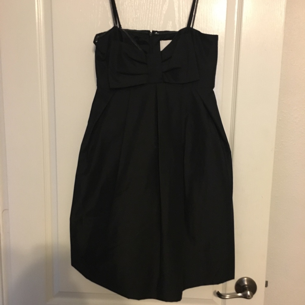 Super cute cocktail dress- only worn once